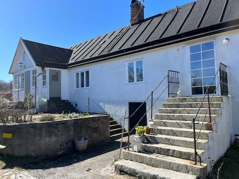 Old country shop in Hörvik, 10-12 beds