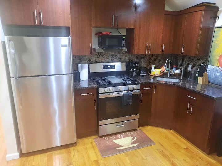 Home in Queens Houses for Rent in Queens, New York, United States Airbnb