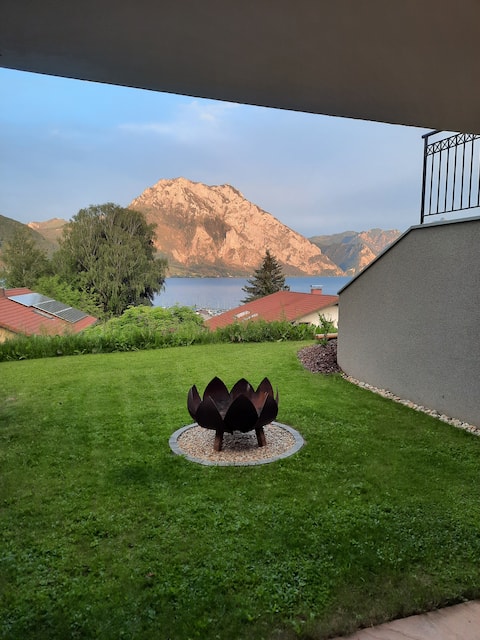 Inspiration - lake view, terraces, private garden