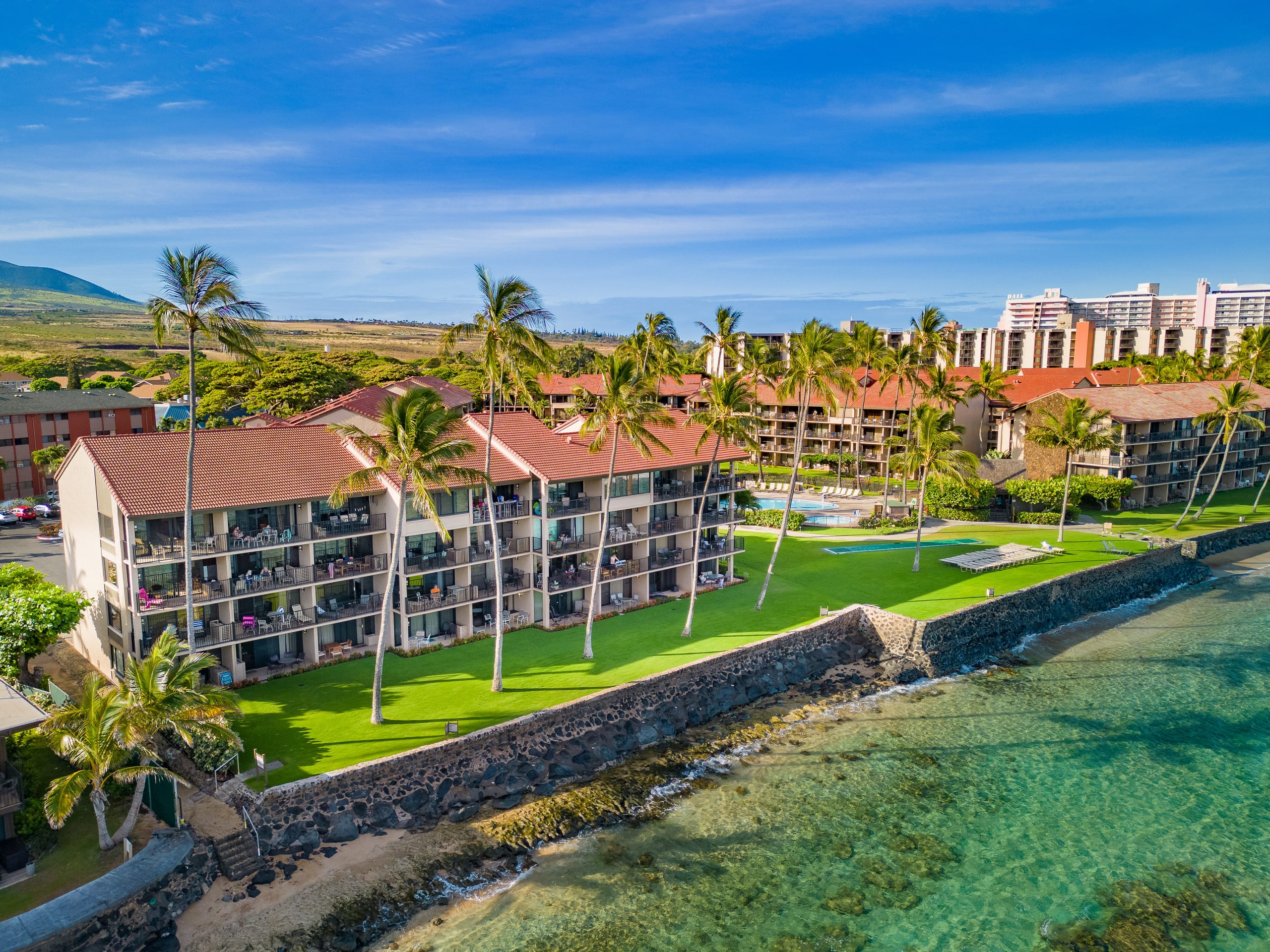 Townhouse in Lahaina · ★4.98 · Studio · 1 bed · 1 bath - Image 10