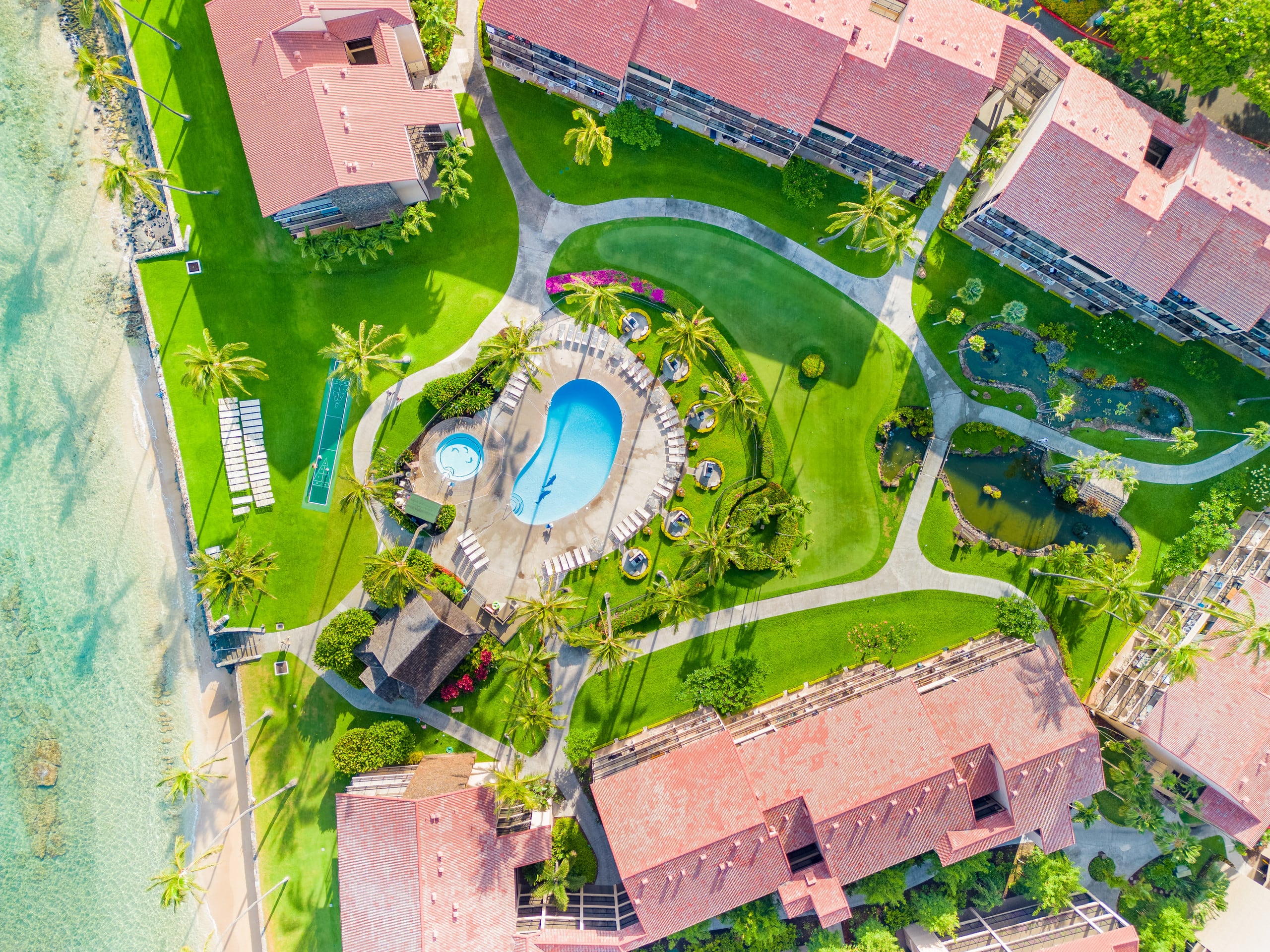 Townhouse in Lahaina · ★4.98 · Studio · 1 bed · 1 bath - Image 25