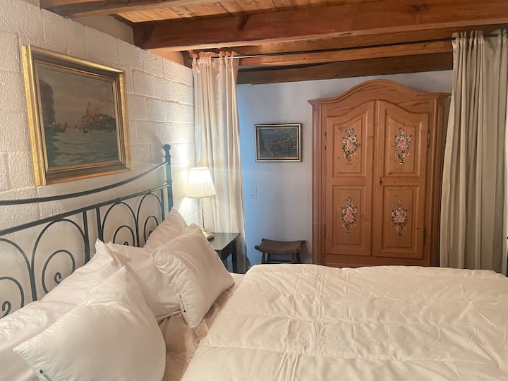 Chumba cha kulala cha Mwalimu (160cm x 200cm)