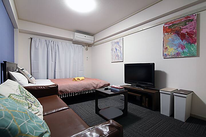 O1)*FREE WIFI* Shinjuku HOUSE Twin Room.