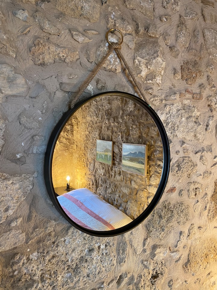 Mapambo ya chumba cha kulala cha Master