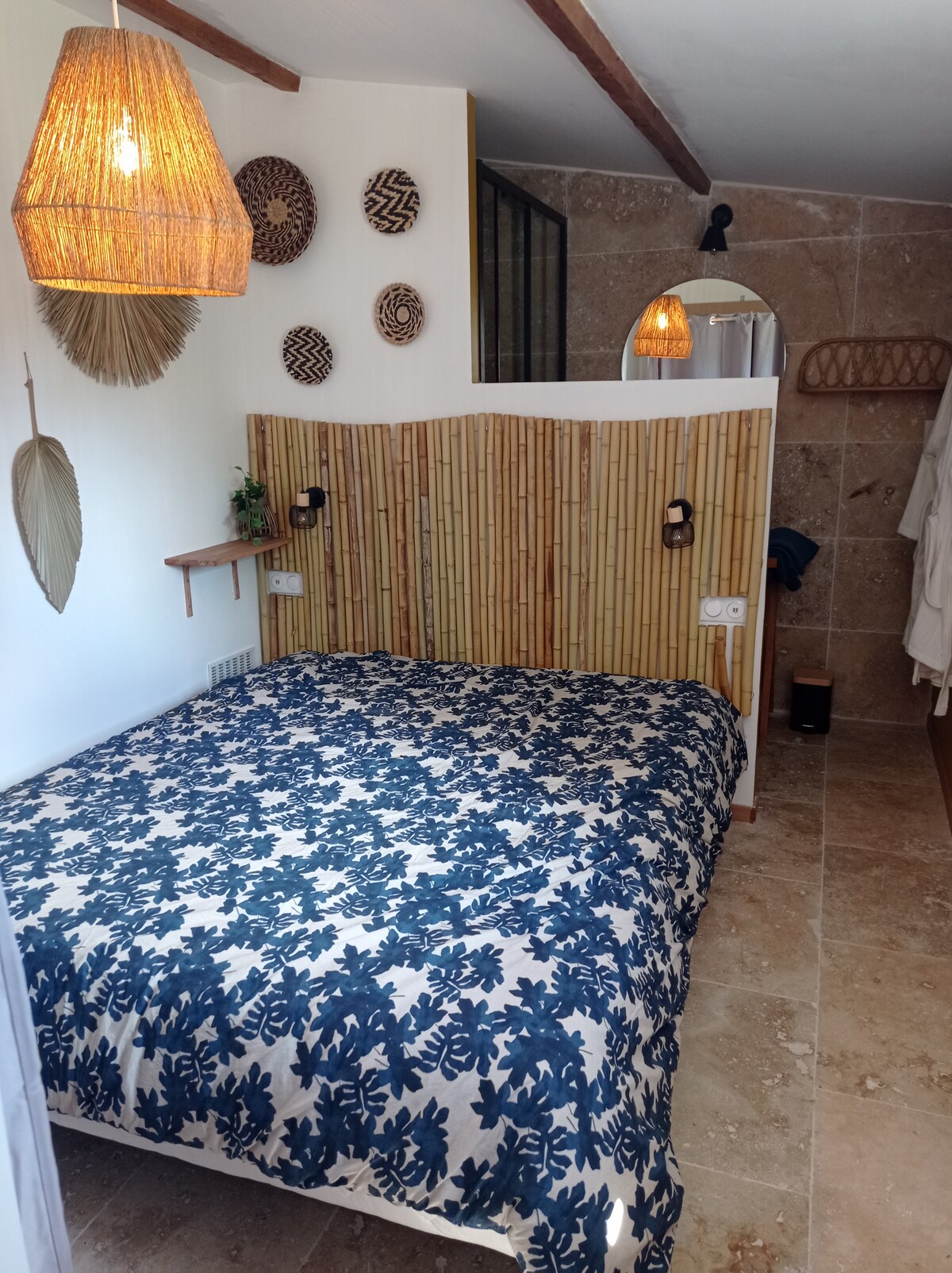 Kitanda cha watu wawili