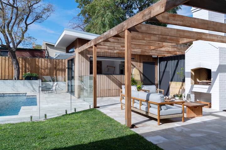 Plympton Summer House & Studio gallery image 4