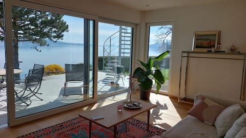 Beliebte Airbnb-Anzeige: Paradise right on the lake with sauna on the water in Bodman Ludwigshafen