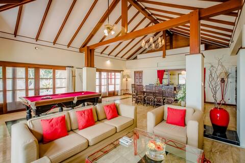 Grand Thai Modern Pool Vila for Family 5BR+Abf