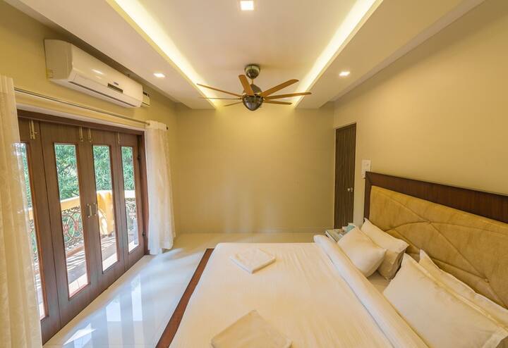 Bedroom 2 image 2