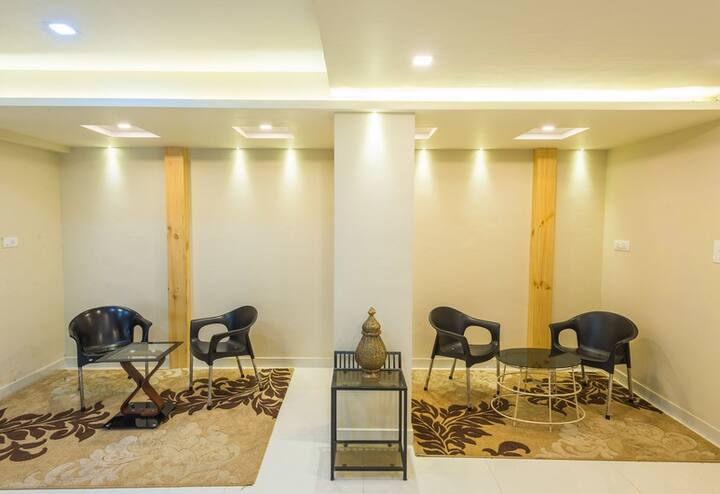 Living room image 2