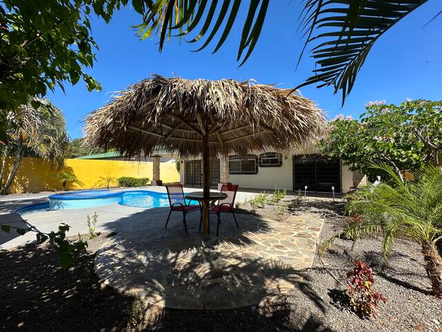 Private house with Pool - 5 minutes from Coco