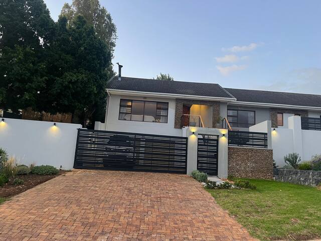 13@Abelia gallery image 2