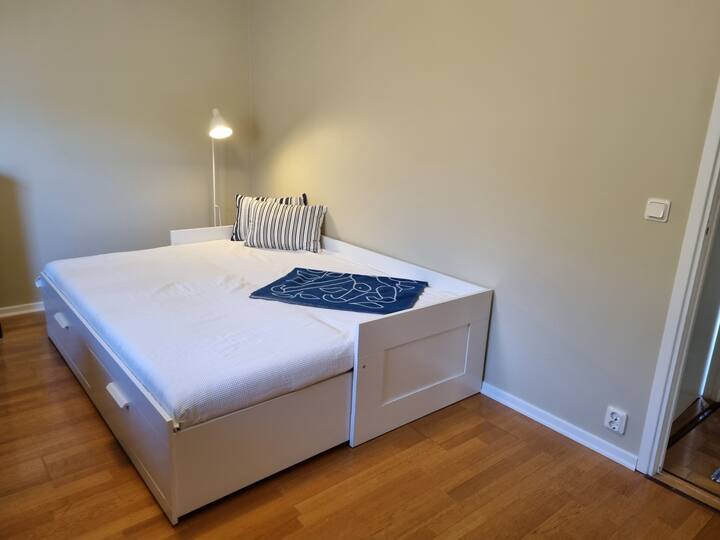 Kitanda cha watu wawili