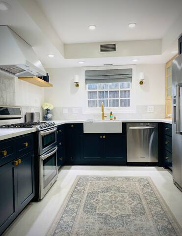 Peaceful Family Retreat in Foothills 3bd/3bath gallery image 2