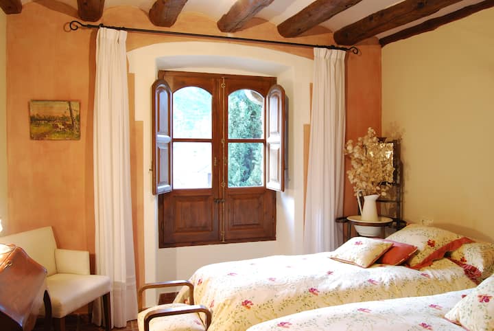 Schlafzimmer zwei Betten.