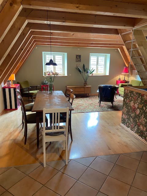 Beautiful old town apartment central * 110 sqm