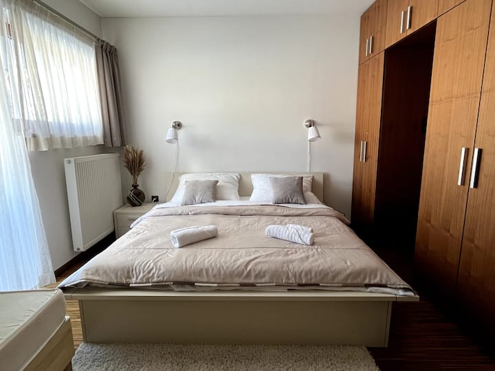 חדר השינה הראשון.