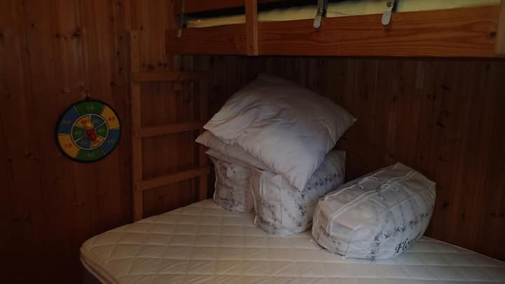 Dhomë gjumi 2