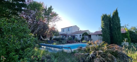 Warm villa in Provence
