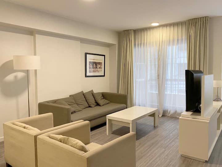 Kitnet mobiliado com varanda em Retiro