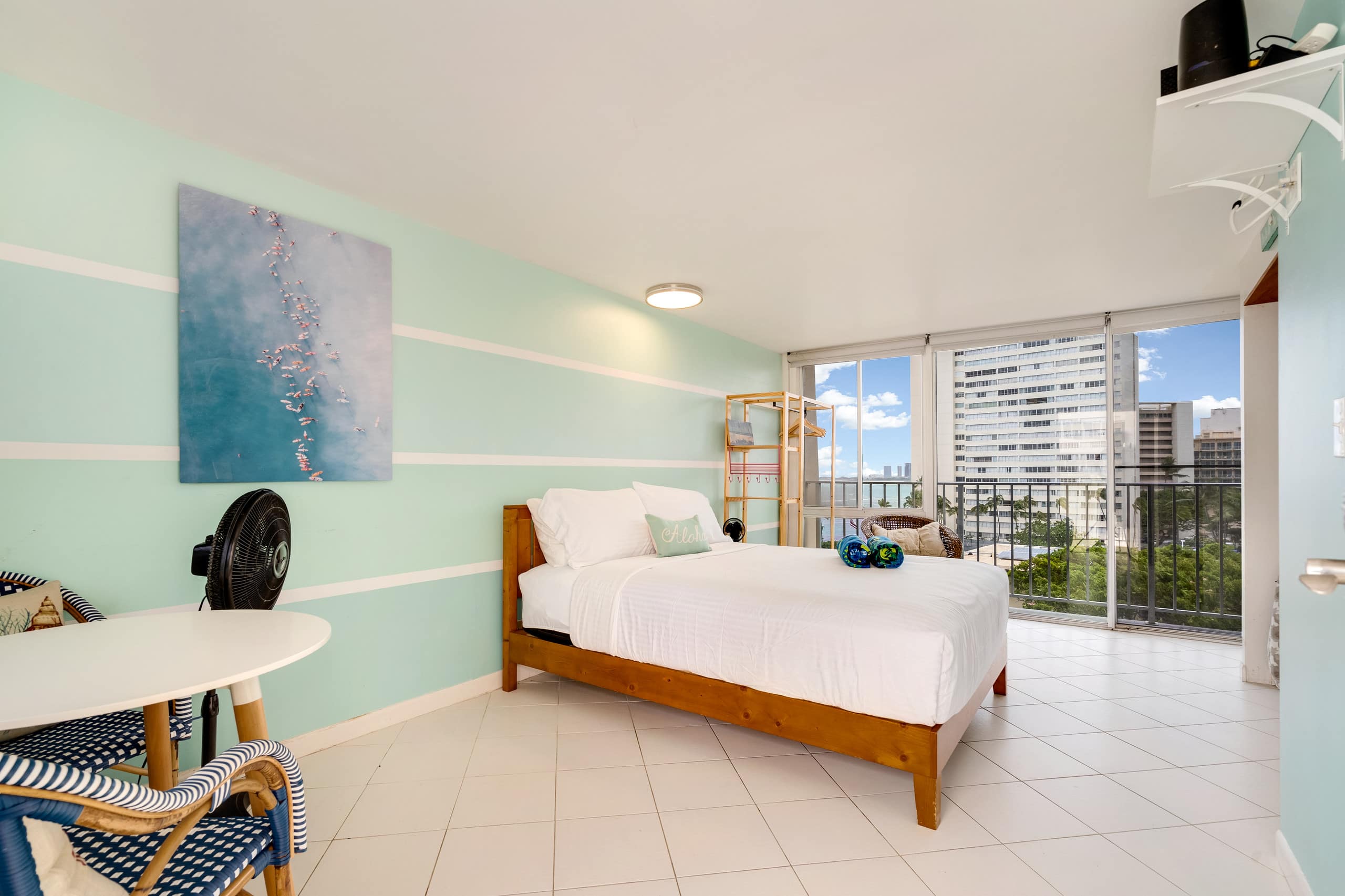 DHBH 904 Queen Studio w/Full Kitchen & Lanai - Image 1