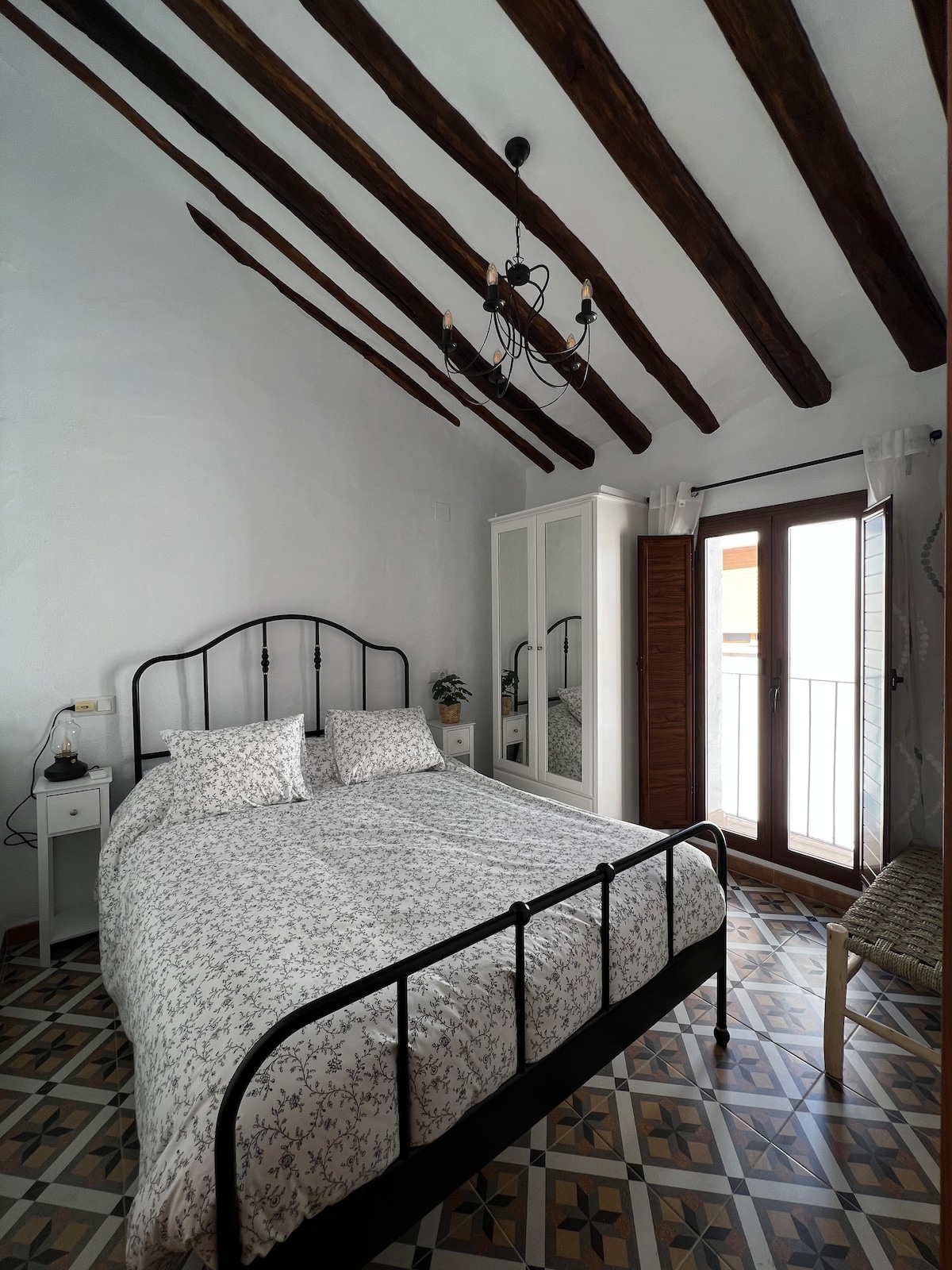 საძინებელი 2