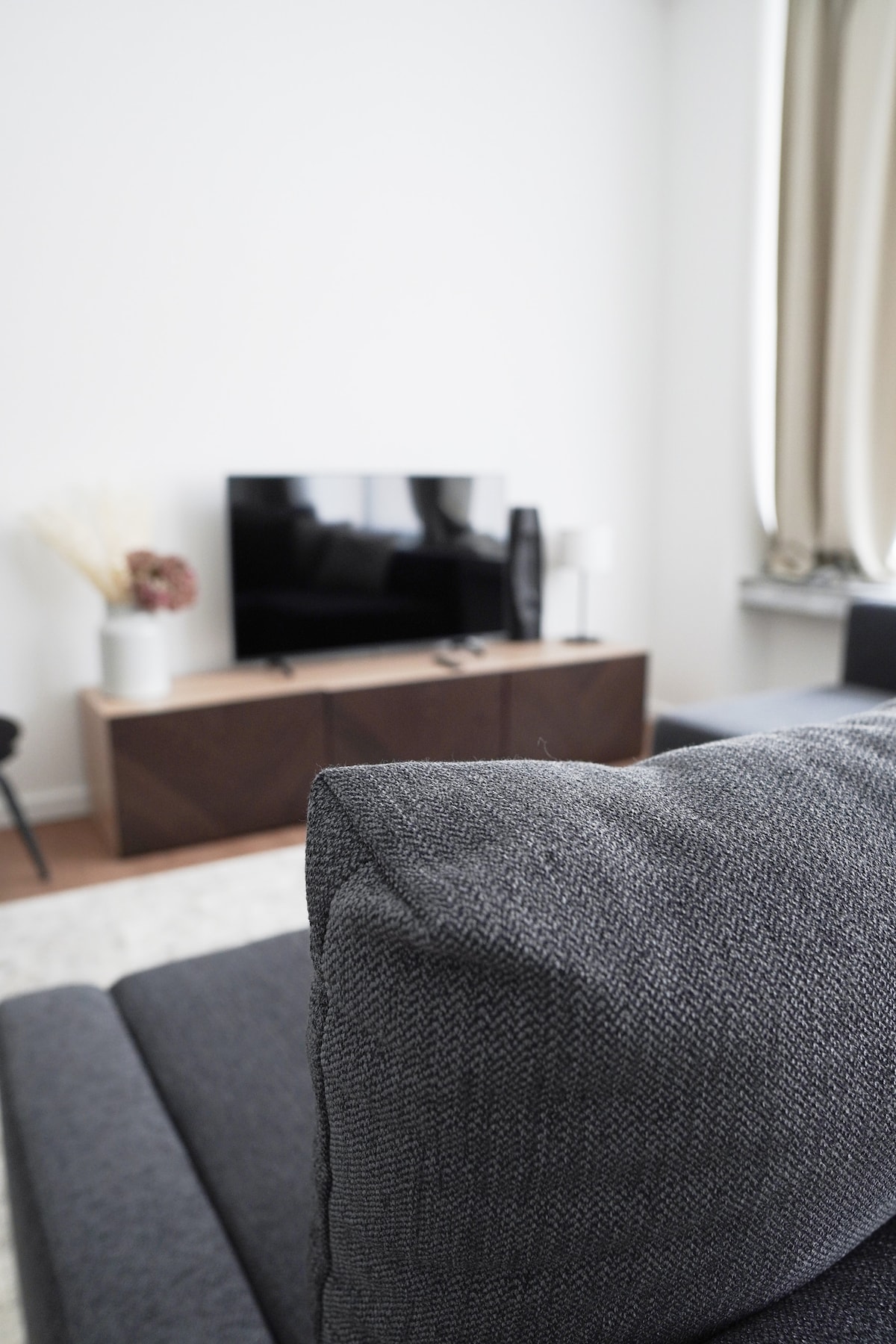 Popular Airbnb listing: Stylish, comfy & central apartment 1 in Antwerpen