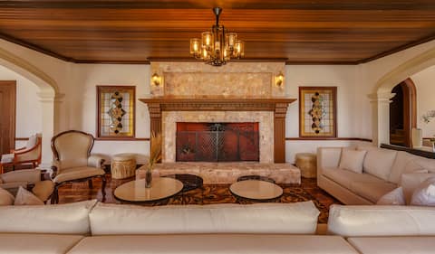 Events Place Entire Heritage Mansion