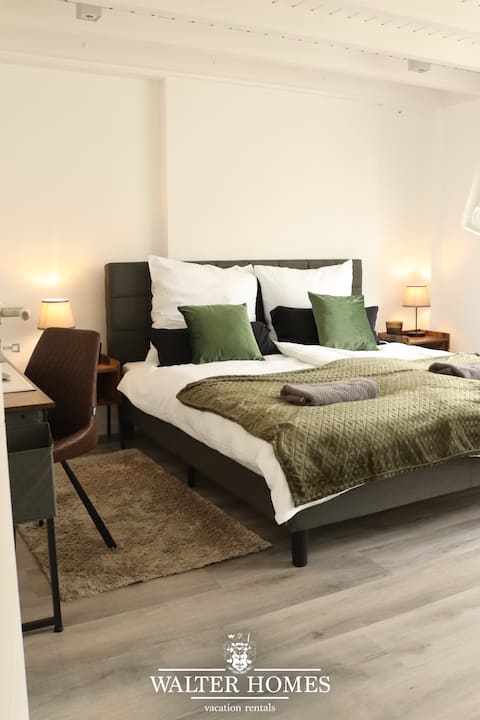 Timber-frame charm: living in a large duplex apartment