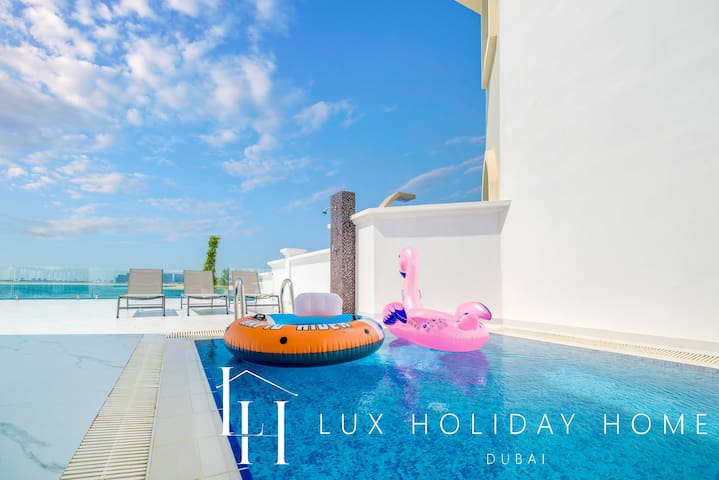 LUX Holiday Home managed Airbnb listing 1