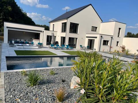 Villa avec piscine/spa proche circuit 24H Le Mans