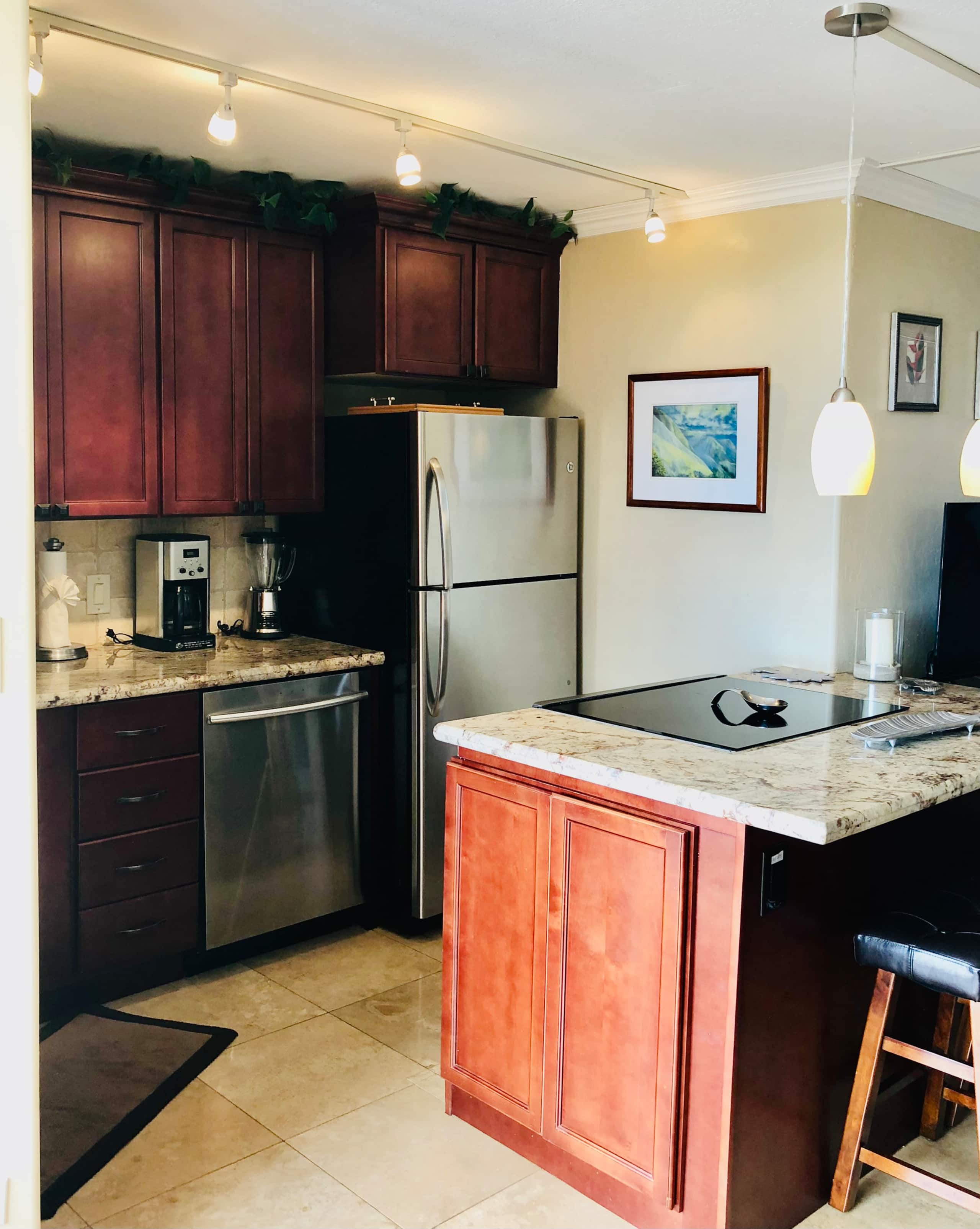 Condo in Napili-Honokowai · ★4.89 · 1 bedroom · 1 bed · 1 bath - Image 10