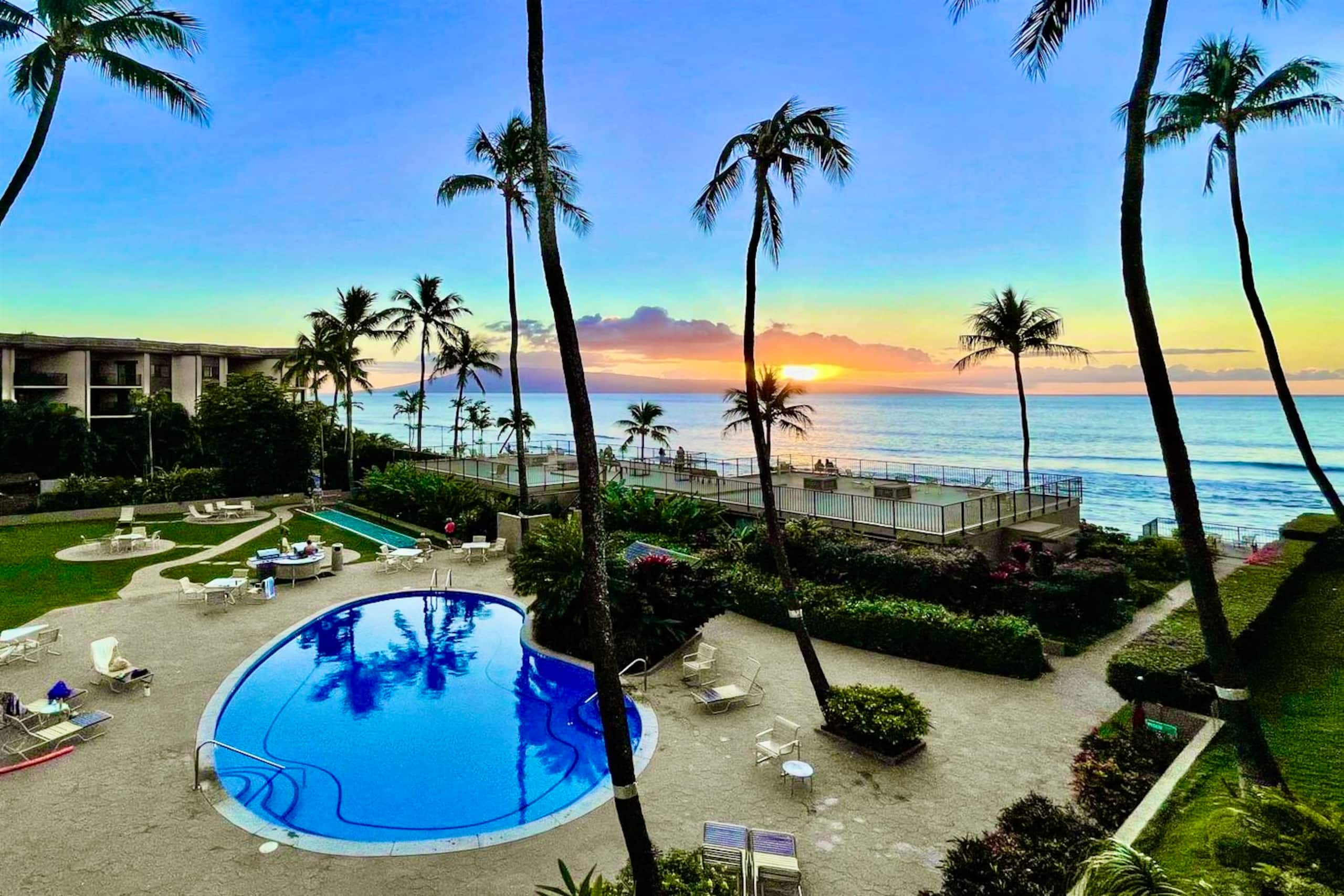 Condo in Napili-Honokowai · ★4.89 · 1 bedroom · 1 bed · 1 bath - Image 12