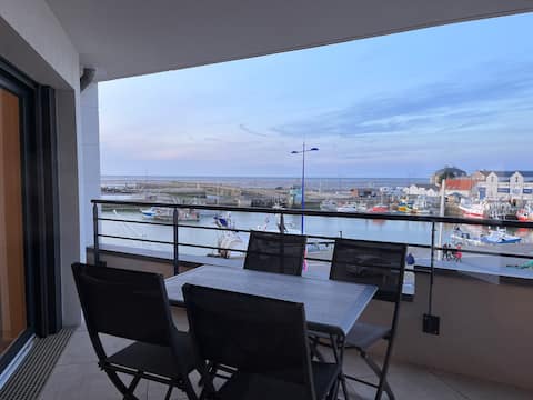 Popular Airbnb listing: My Sea Side Apartment in Grandcamp Maisy