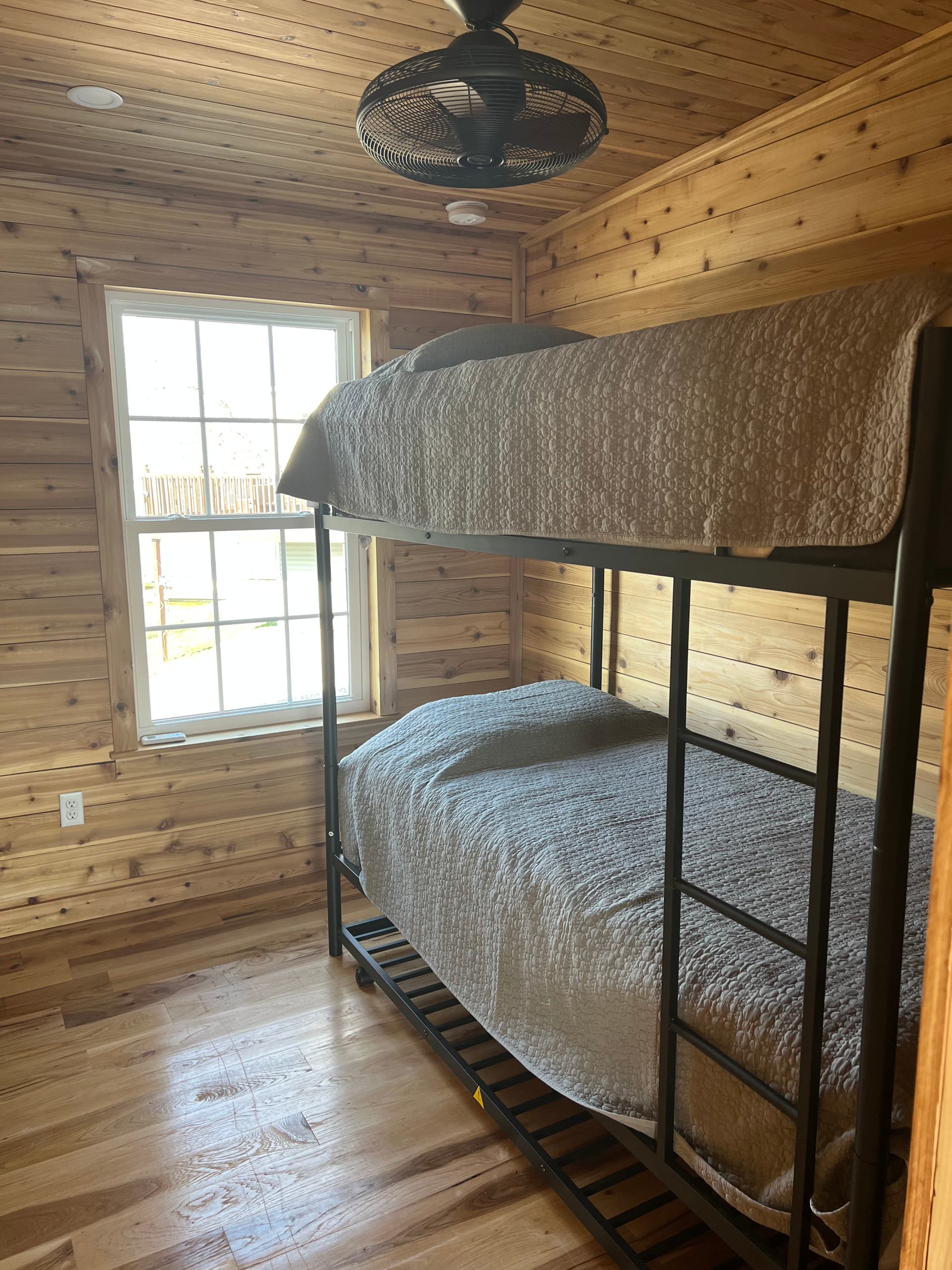 Maison au bord du lac sur le lac Webster — photo 4