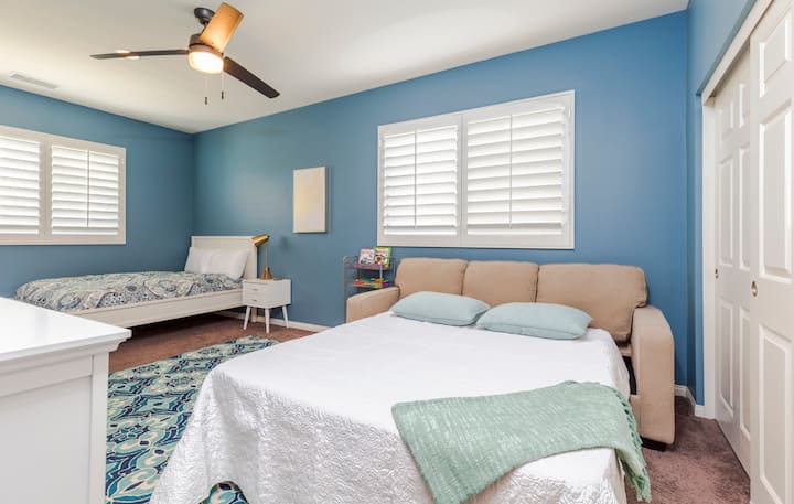 Guest bedroom with queen size bed and queen size sleeper sofa (pictured).