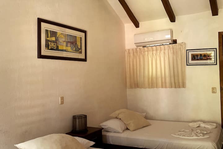 Habitación 3
Tropical Garden