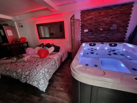 Luchon – St Mamet private apartment with hot tub