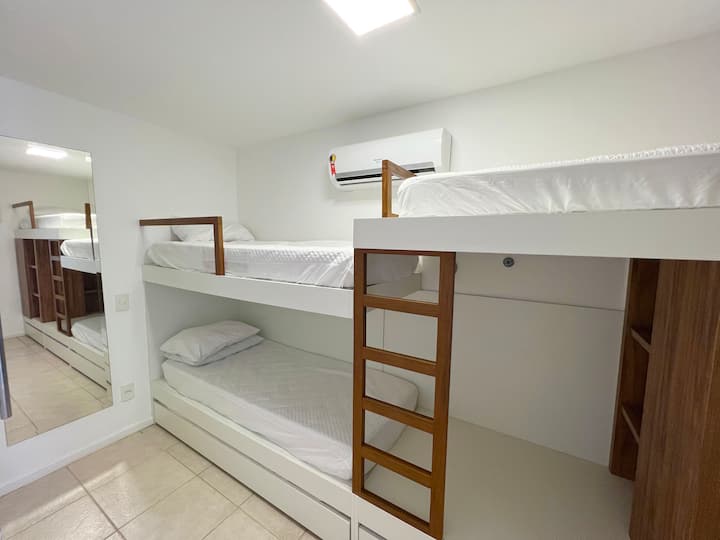 Bedroom 3 ( 4 single beds)