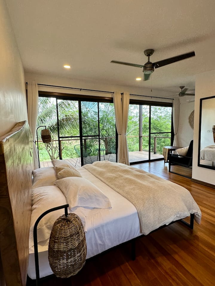 Yuma’s Riverfront Lodge 1 Luxe & nature Nature lodges for Rent in