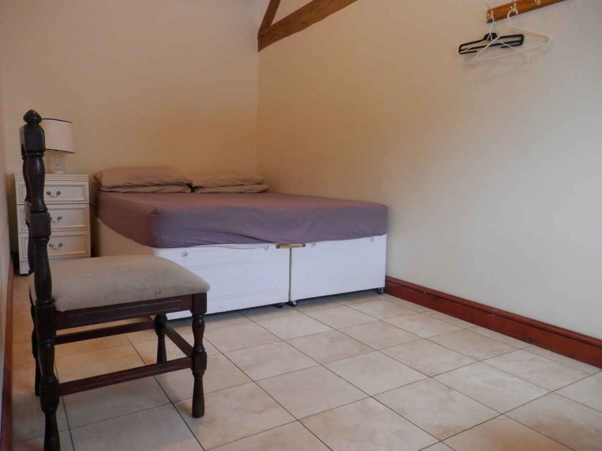 双人床/双人卧室，带独立卫生间