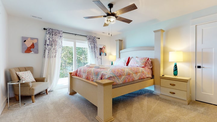 Dormitorio principal , tiene un vestidor y un baño principal adjunto 