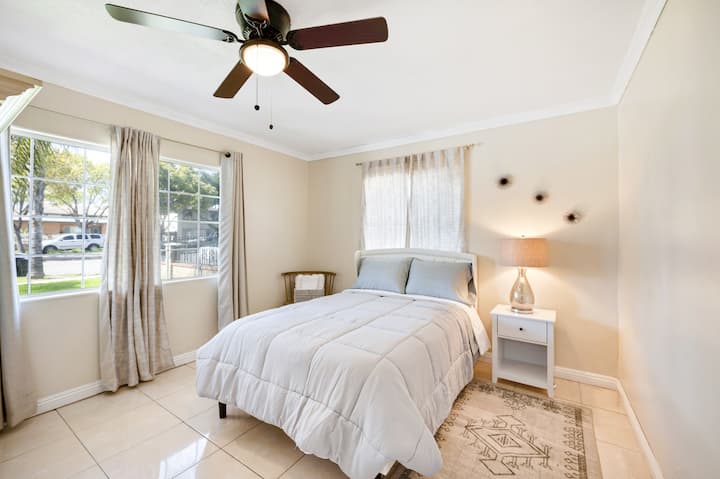 Საწოლი 152 × 203 სმ 