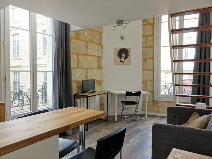 Apartment in the heart of Bordeaux Apartments for Rent in Bordeaux, NouvelleAquitaine, France