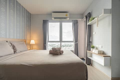 *Comfortable Room for 2-4 pax near MRT, Chatuchak