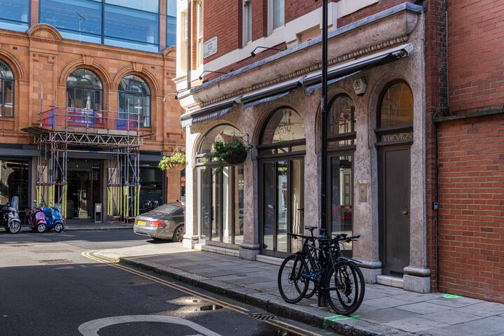 New 3bed with AirCon In Knightsbridge near Harrods gallery image 2