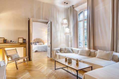 Propriété Airbnb réussie: Ground floor of a bourgeois house à Cannes