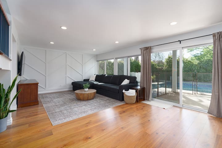 4/3 | Pool | Cul-de-sac