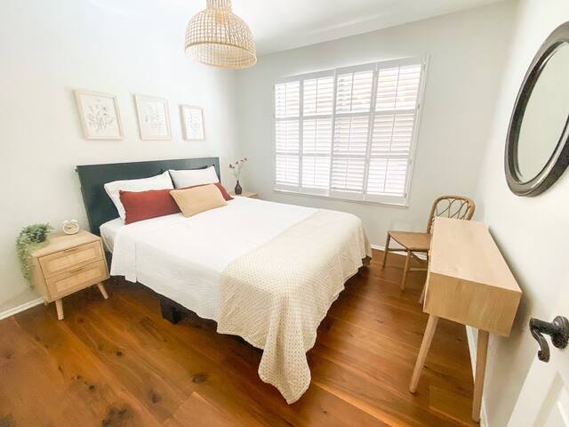 4/3 | Pool | Cul-de-sac gallery image 3