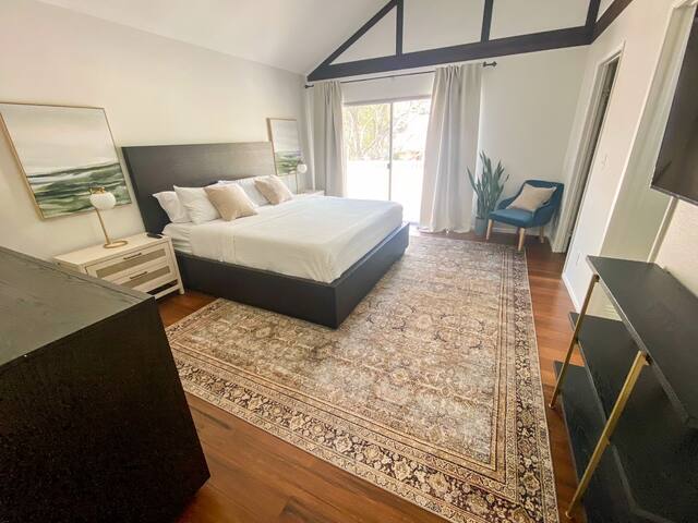 4/3 | Pool | Cul-de-sac gallery image 2